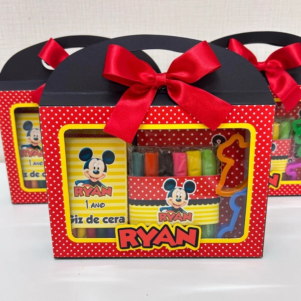 Kit Diversão na Maletinha Mickey